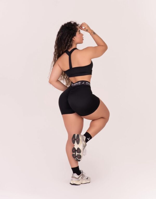 SHORT CERVO LICRADO CON PUSH UP