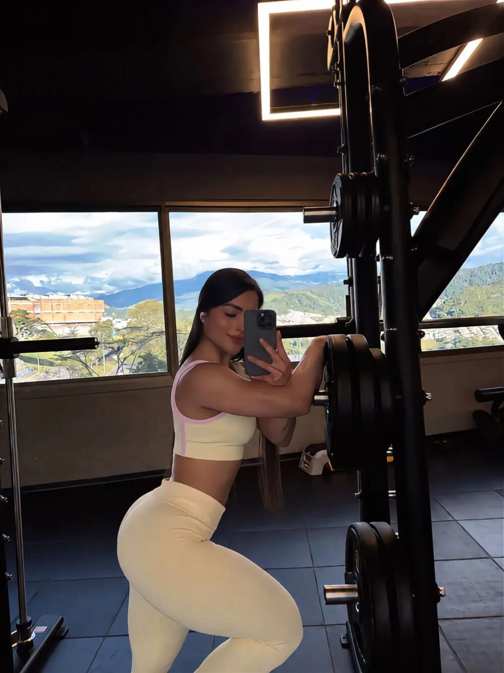 Set Omega amarillo mantequilla, talla única — Cervo Sport, ropa deportiva de mujer