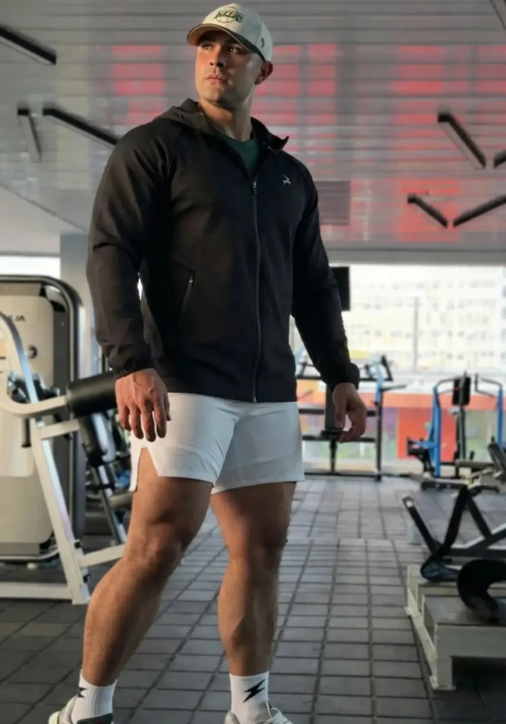 Chaqueta Neighborhod — Cervo Sport, ropa deportiva de hombre